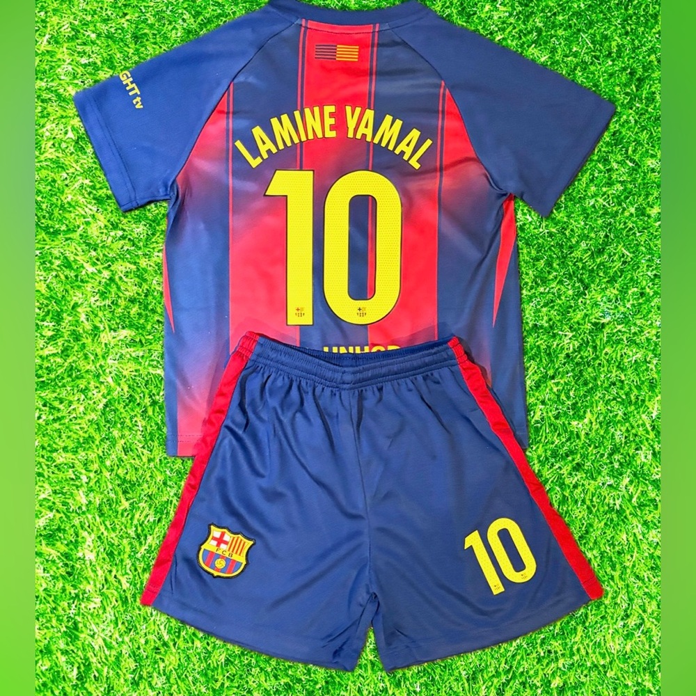 KIDS LARGE LAMINE YAMAL BARCELONA SOCCER JERSEY KIT NWT SIZE 28 RED BLUE KIT